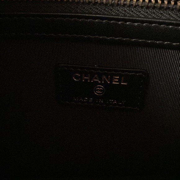 Authentic Chanel clutch - Picture 7 of 11